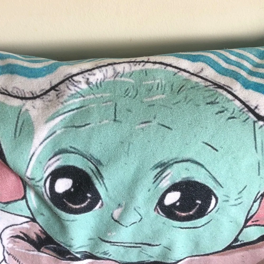 Mint Green Baby Yoda Graphic bath towels